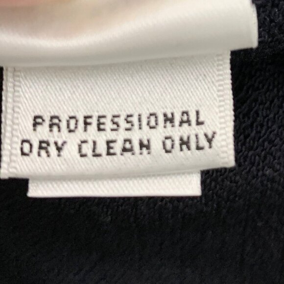 St John Sport Sz Large Dress Shift Wool Blend Short Sleeve Pleat Bottom Hem NEW - Picture 6 of 6